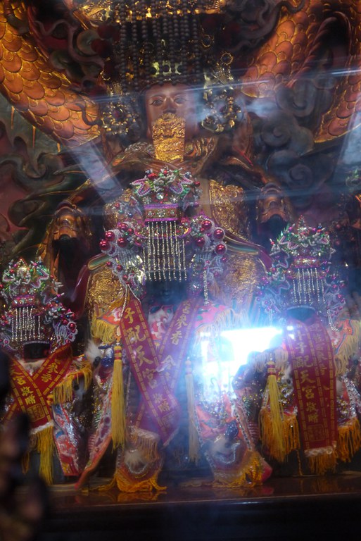 配天宮正殿神尊