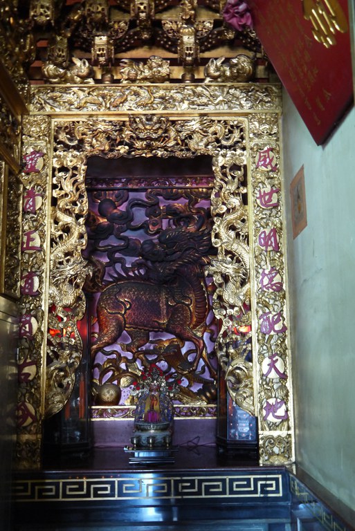 威靈宮龍邊神龕