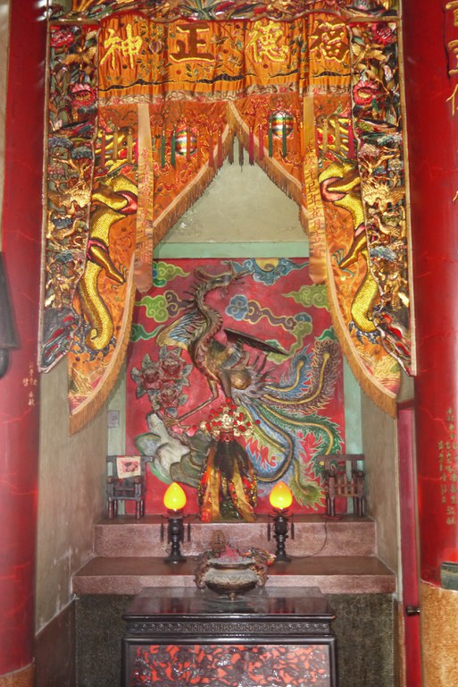 永泰宮虎邊神龕