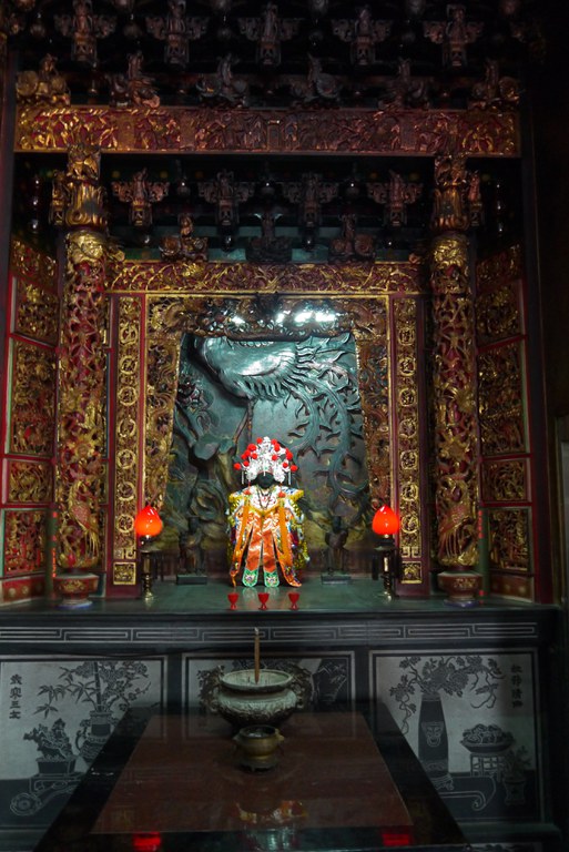 雲龍宮虎邊神龕