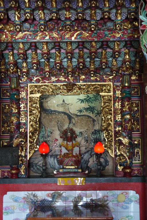 碧潭龍湖宮虎邊神龕