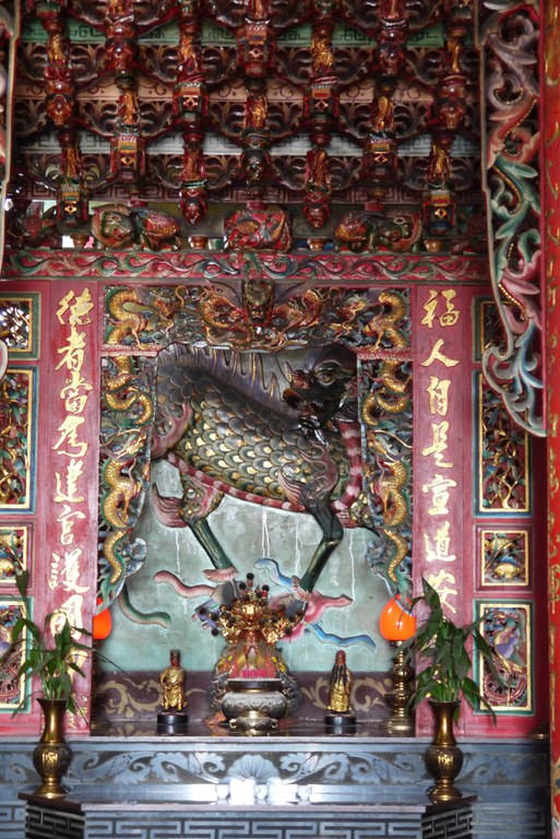 廣福宮龍邊神龕