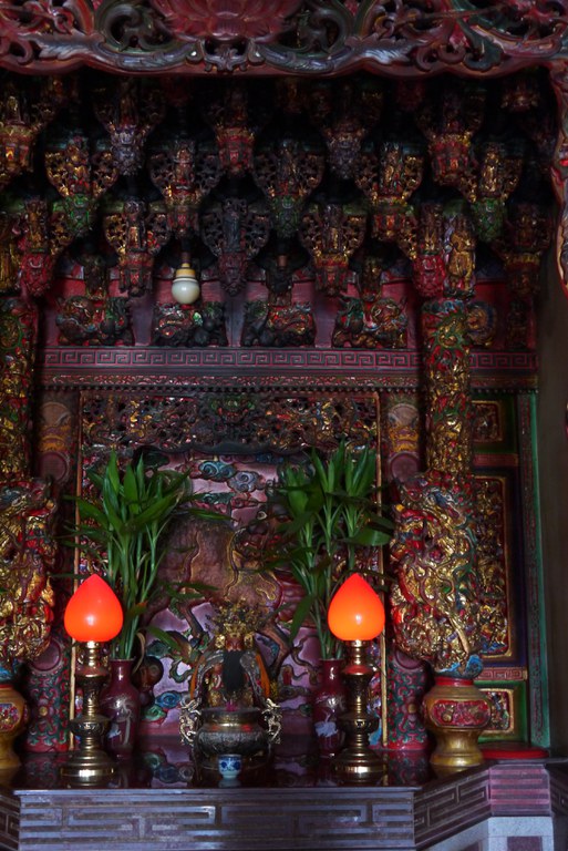 福天宮龍邊神龕