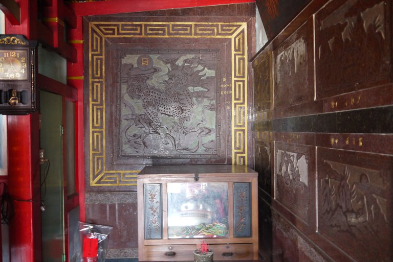 協天宮龍邊神龕