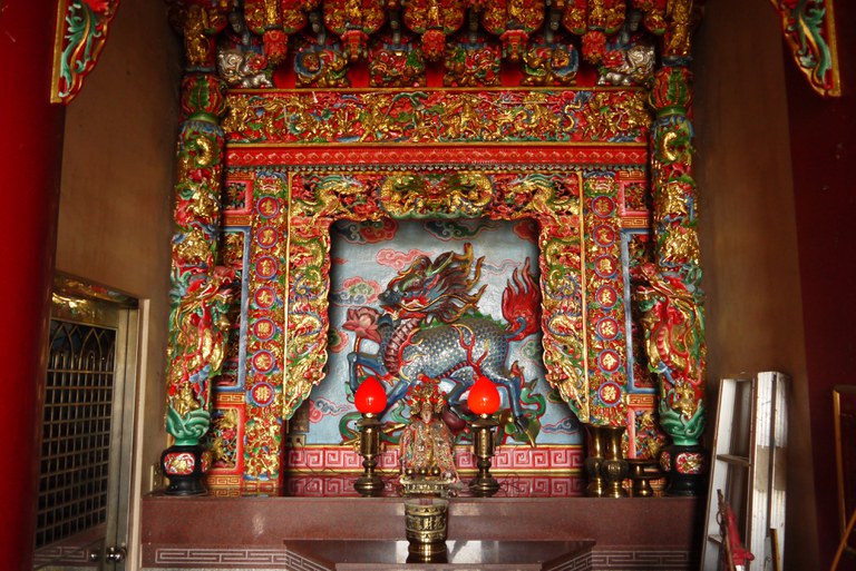 進興宮龍邊神龕