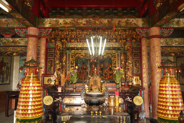 龍山寺正殿