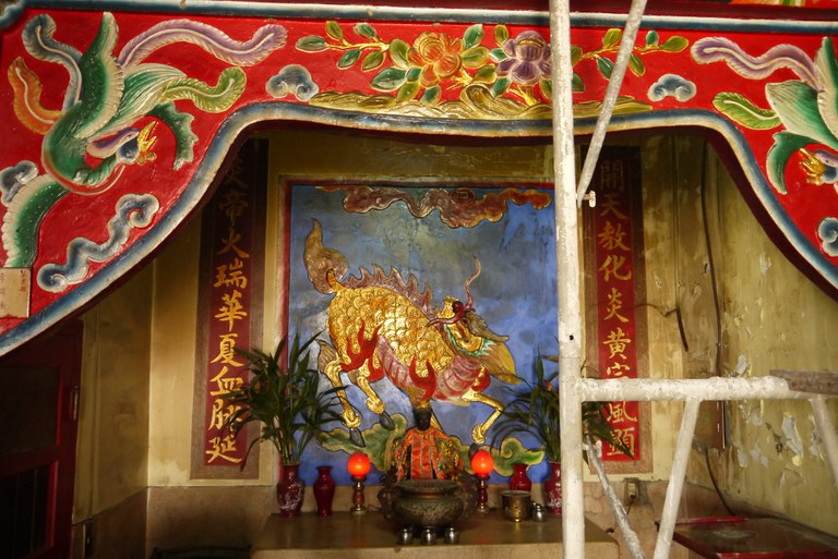 普竹寺龍邊神龕