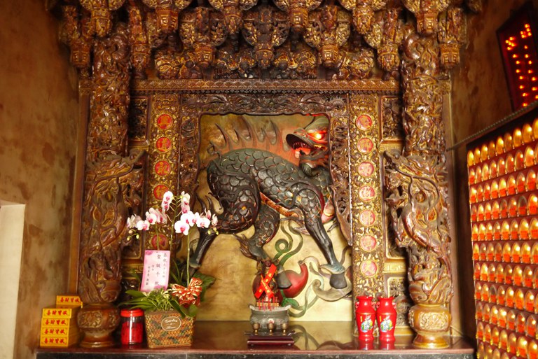 忠興宮龍邊神龕