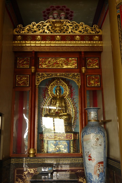 靜德寺龍邊佛龕