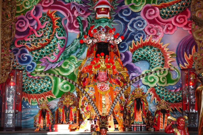 福春宮正殿神尊