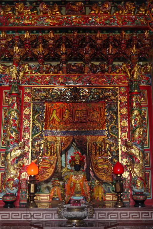 東安宮虎邊神龕.JPG