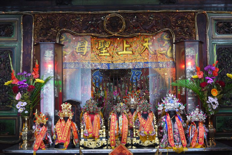 桃花宮正殿神尊
