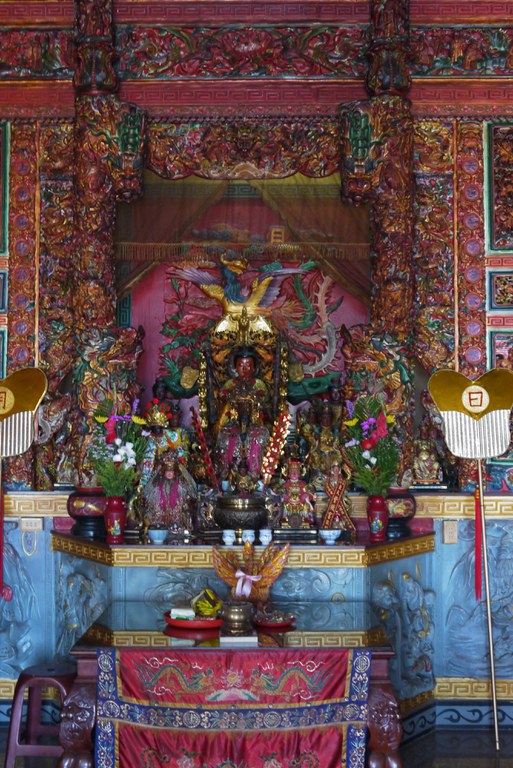 東天紫微宮虎邊神龕