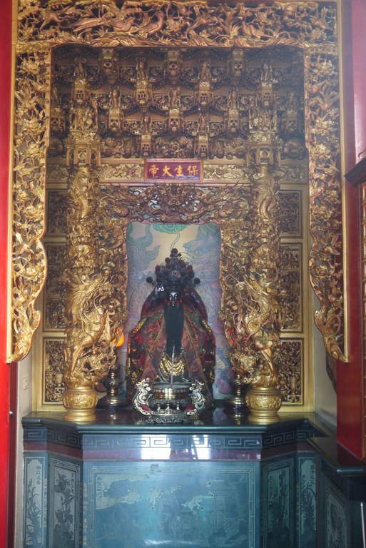 太子宮龍邊神龕