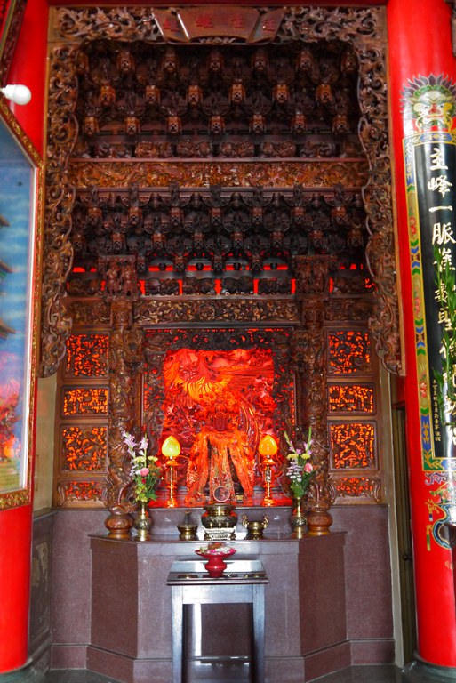 七主宮虎邊神龕