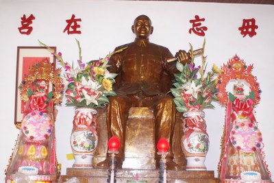 蔣公報恩觀主神蔣公
