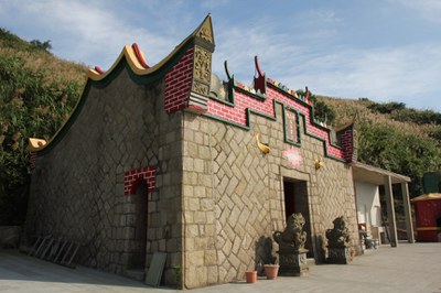 伍位靈公廟右側外觀