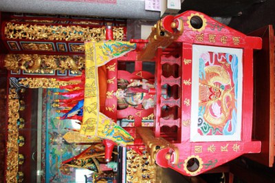 青蕃境威武陳將軍廟之乩轎