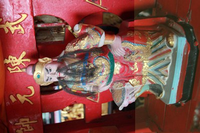 青蕃境威武陳將軍廟之乩轎神像