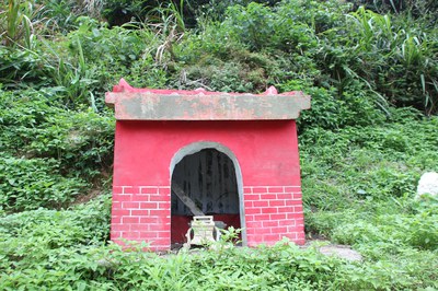 牛峰境澳口小祠外觀2