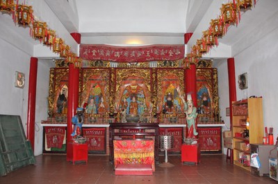 山隴境邱元帥廟神龕