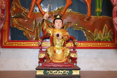 牛峰境五靈公廟之臨水夫人神像