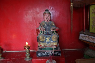 守土大王神像（右）