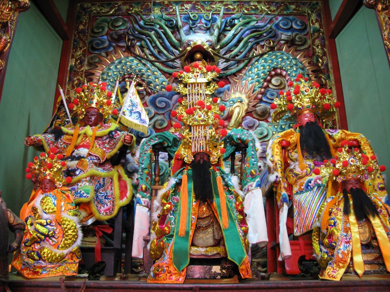 大殿主神 呂家漢攝