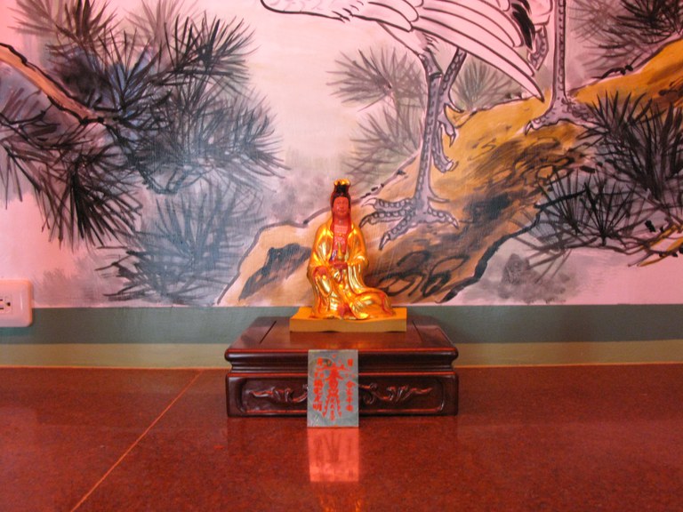 左神龕 觀音佛祖 呂家漢拍攝