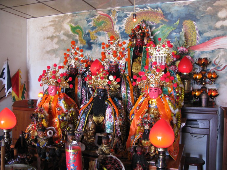 殿內神明 呂家漢拍攝