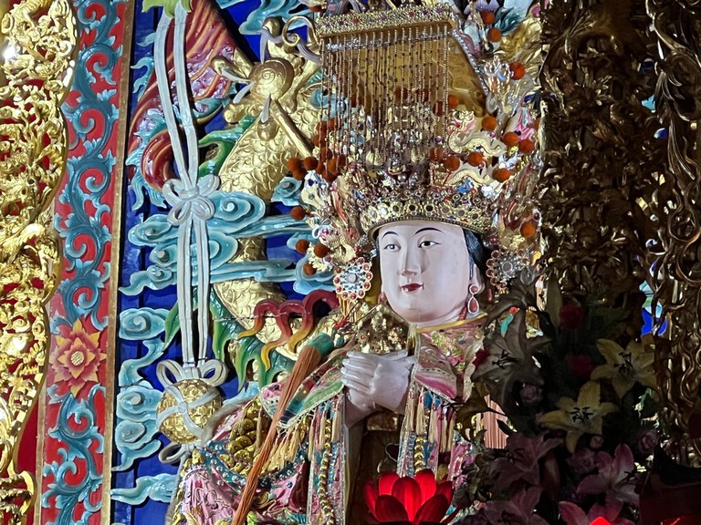 將軍天后宮鎮殿媽祖金身為紅豆杉雕刻 將軍天后宮鎮殿媽祖金身為紅豆杉雕刻