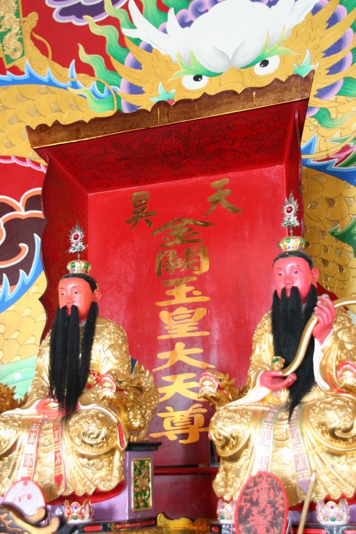 南天聖南宮昊天金闕玉皇大天尊(陳進成拍攝-2011.04.04) 南天聖南宮昊天金闕玉皇大天尊(陳進成拍攝-2011.04.04)