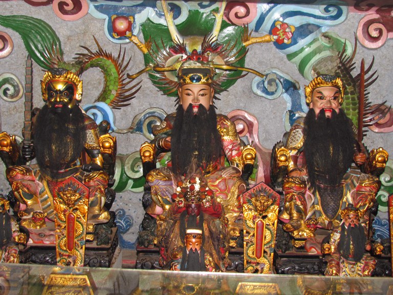 主祀三山國王