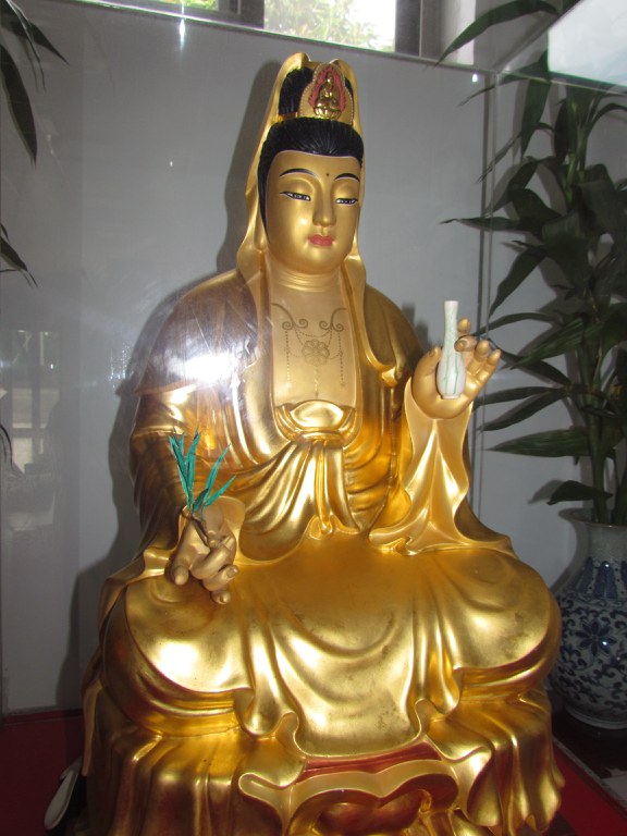 配祀觀世音菩薩