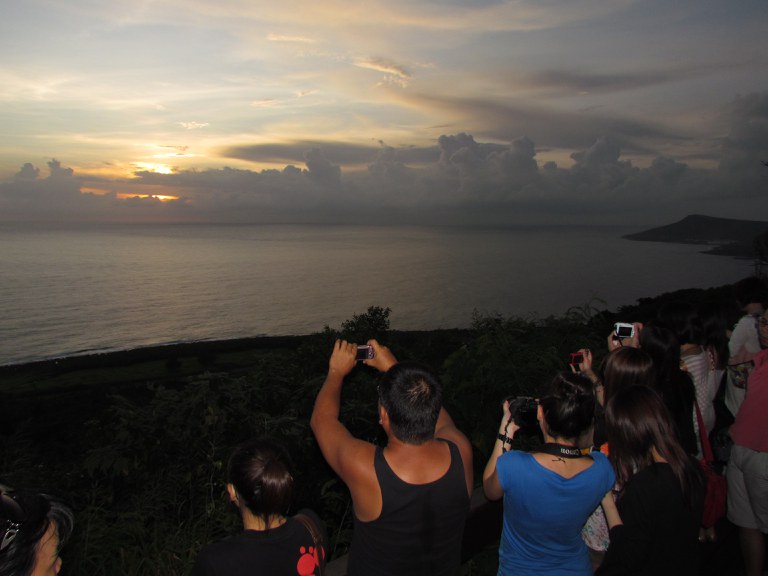 關山夕照