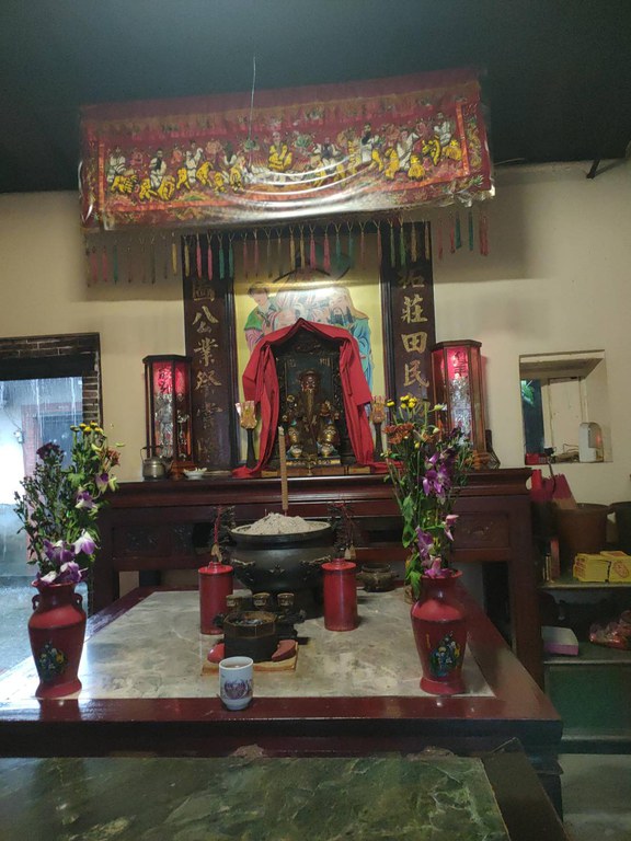 二崙開庄伯公