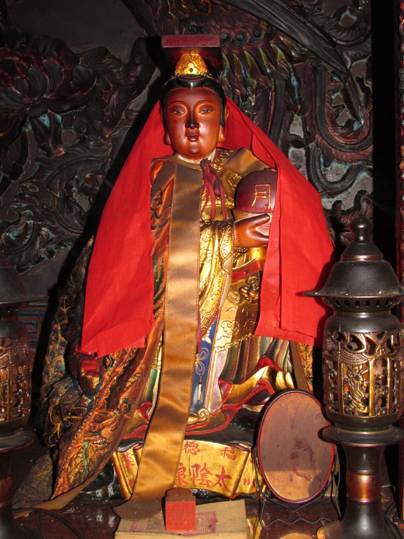 配祀太陰娘娘