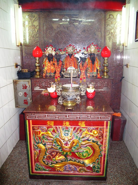 福德祠廟內
