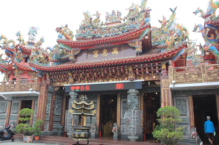萬惠宮側面廟貌