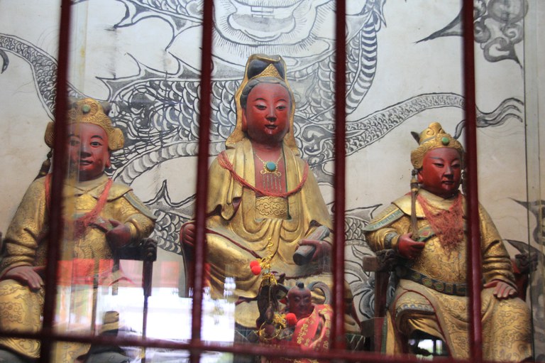 太子宮正殿神像