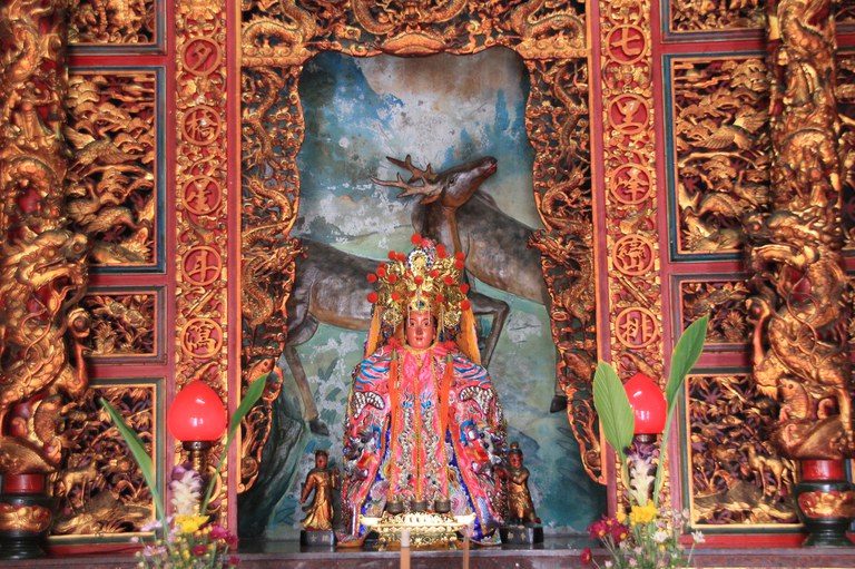 忠心宮正殿虎龕