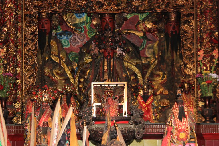 建隆宮正殿神像