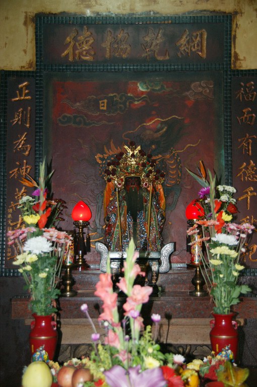 左神龕福德正神