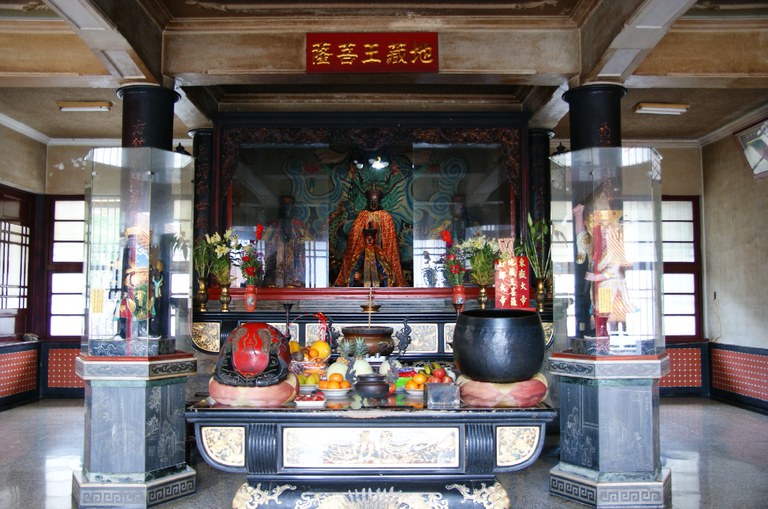 後殿右殿