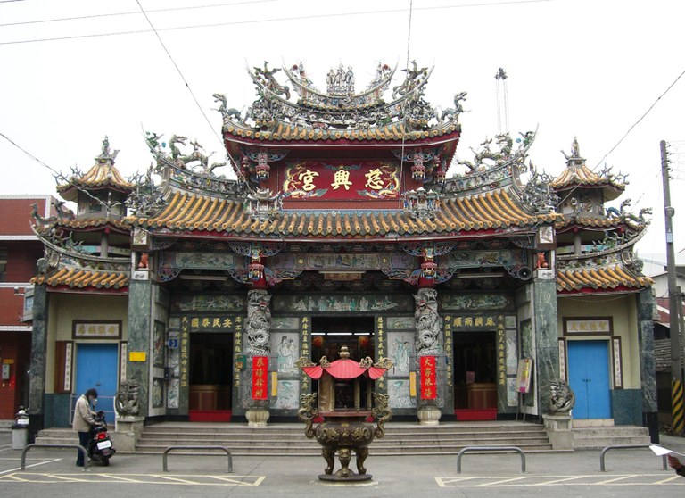 大湳慈興宮廟貌