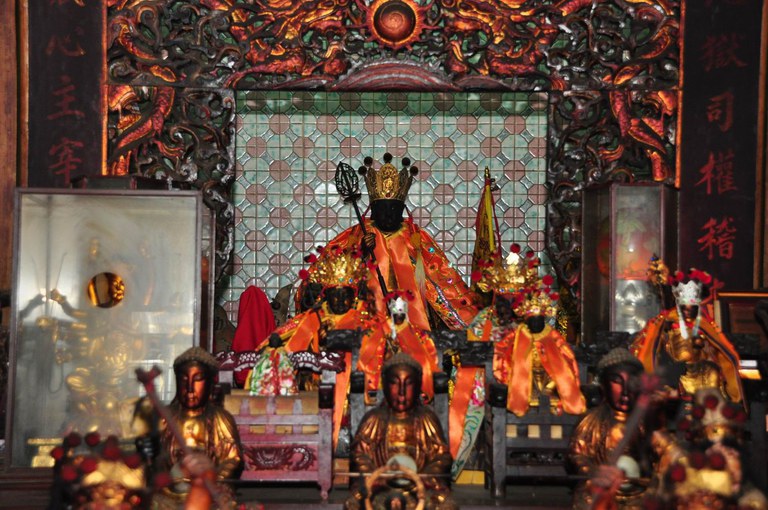金蓮寺  主神龕(陳煥昇攝2011 10 10)||//|