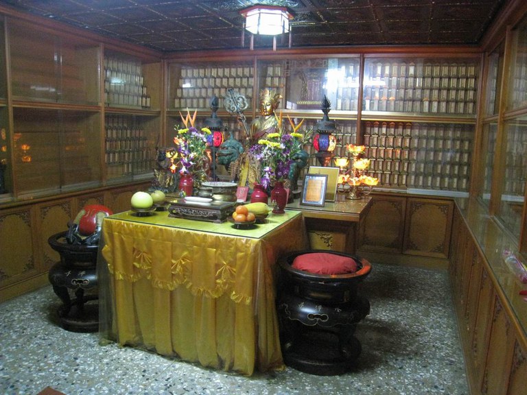 永濟寺  1樓地藏王菩薩(陳煥昇攝2011 10 12)||//|