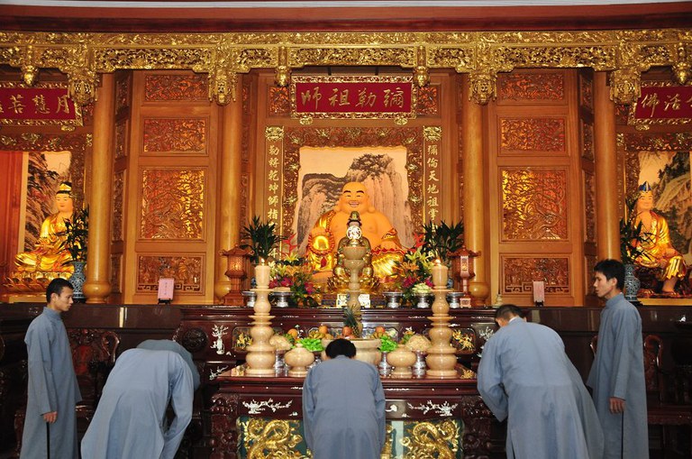忠義佛院二樓主神彌勒祖師(周宗楊拍攝2011.07.31) 忠義佛院二樓主神彌勒祖師(周宗楊拍攝2011.07.31)