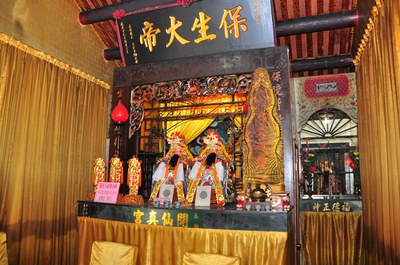 開仙真宮宮內神龕(周宗楊拍攝2011.07.31) 開仙真宮宮內神龕(周宗楊拍攝2011.07.31)