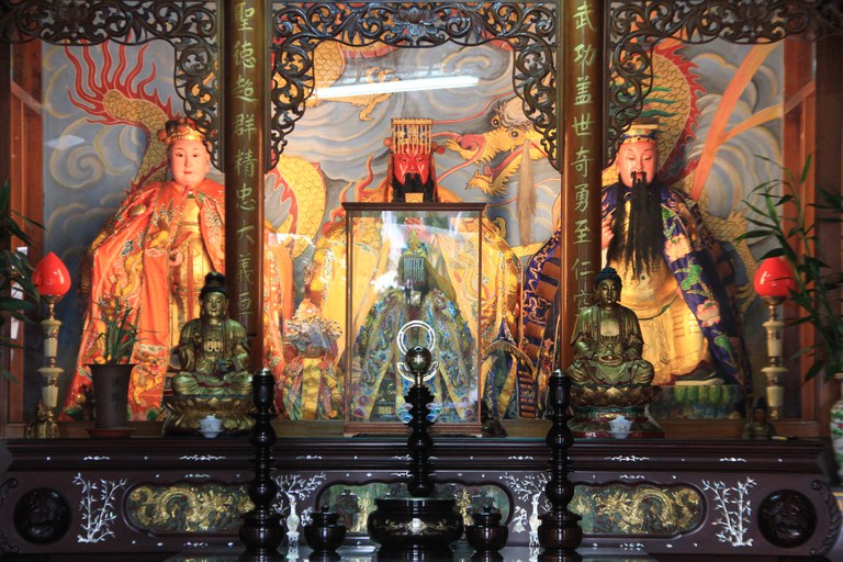 佛堂神像